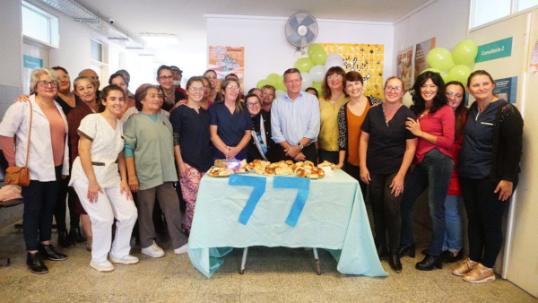 Brindis por los 77 a&ntilde;os del Hospital Enrique V. de Llamas de Charata.