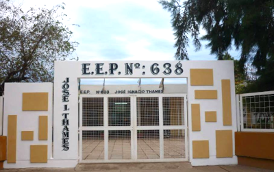 Escuela Thames de la ciudad de Charata.