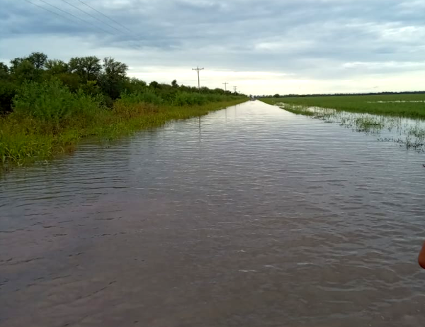 Situaci&oacute;n marzo 2024 en la ruta provincial provincial 18, Colonia Los Gansos, al sur de Villa &Aacute;ngela, Chaco.