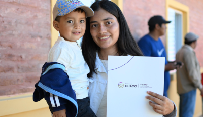 Entrega de viviendas en Misi&oacute;n Nueva Pompeya, Chaco.
