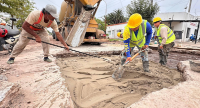 Bacheo en calles de la ciudad de Charata.