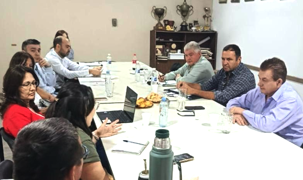 Reunión para analizar cuestiones impositivas para la producción ganadera del Chaco.