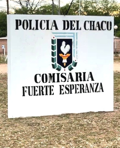 Entrega de vehículos para la Comisaría de Fuerte Esperanza, Chaco.